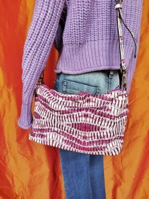 Sac à main besace à motifs psychédéliques violet