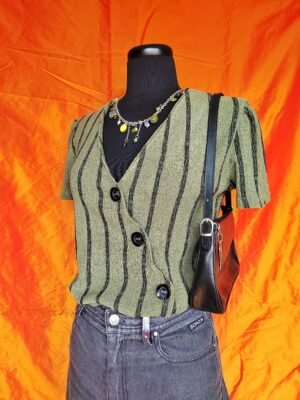 Top kaki rayé boutonnière asymétrique - T36/38