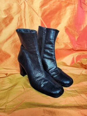 Bottines noires reptile bout carré - T40