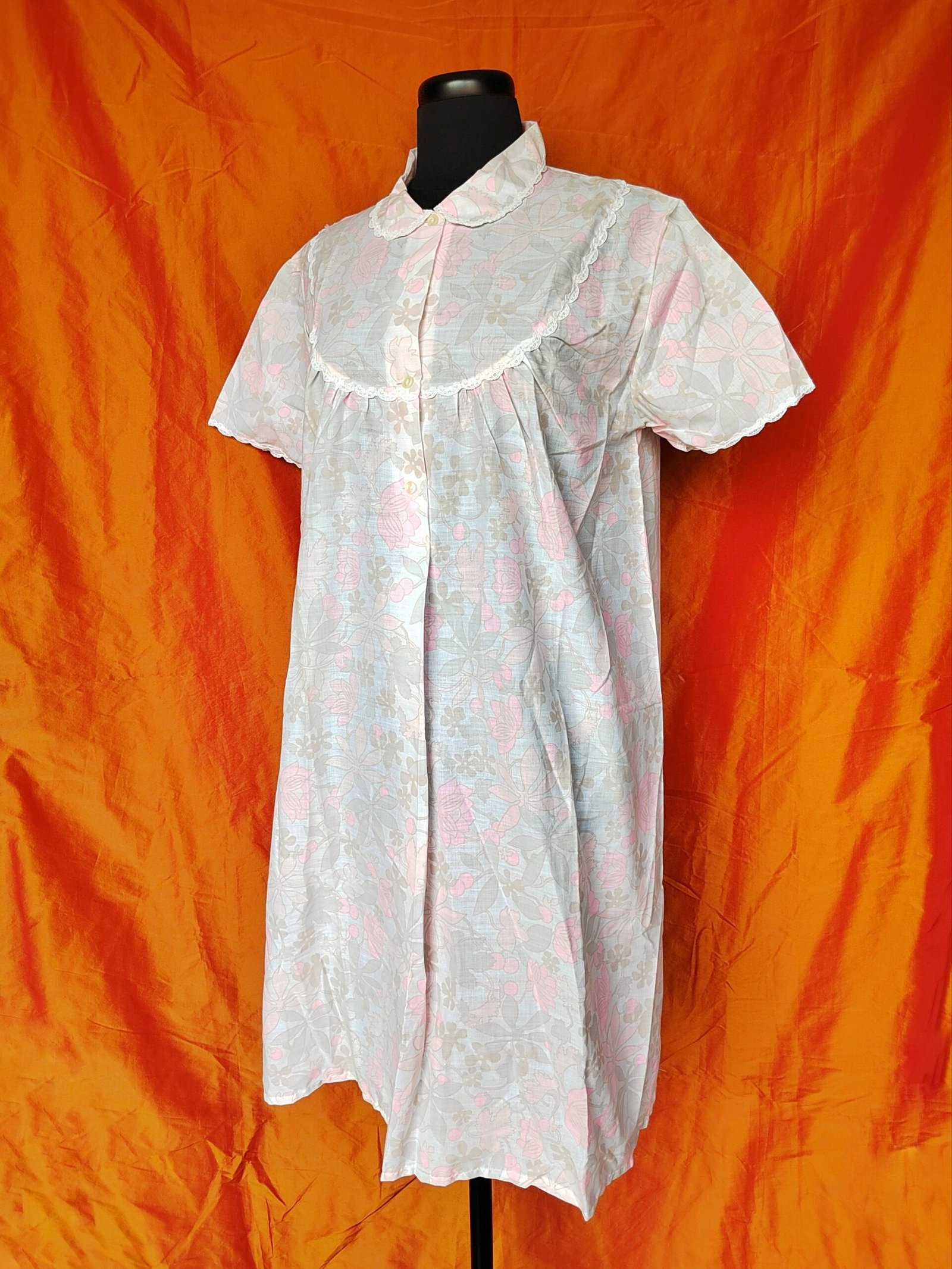 Chemise de nuit à motifs - T44