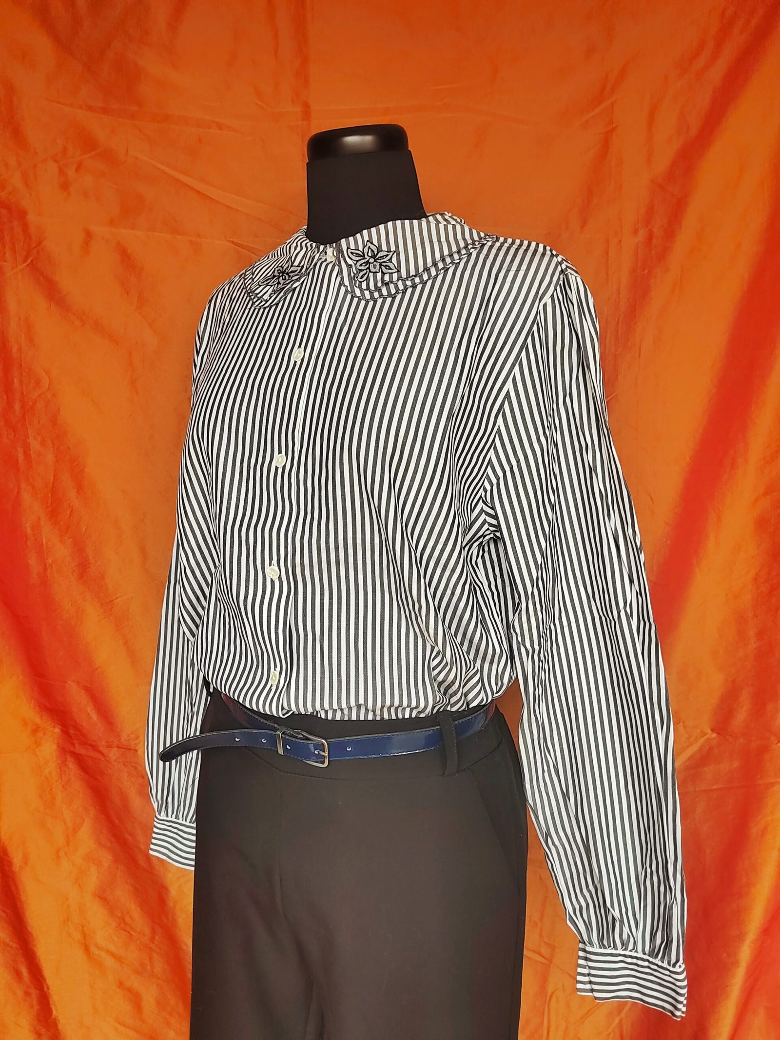 Chemise à rayures col brodé - T42