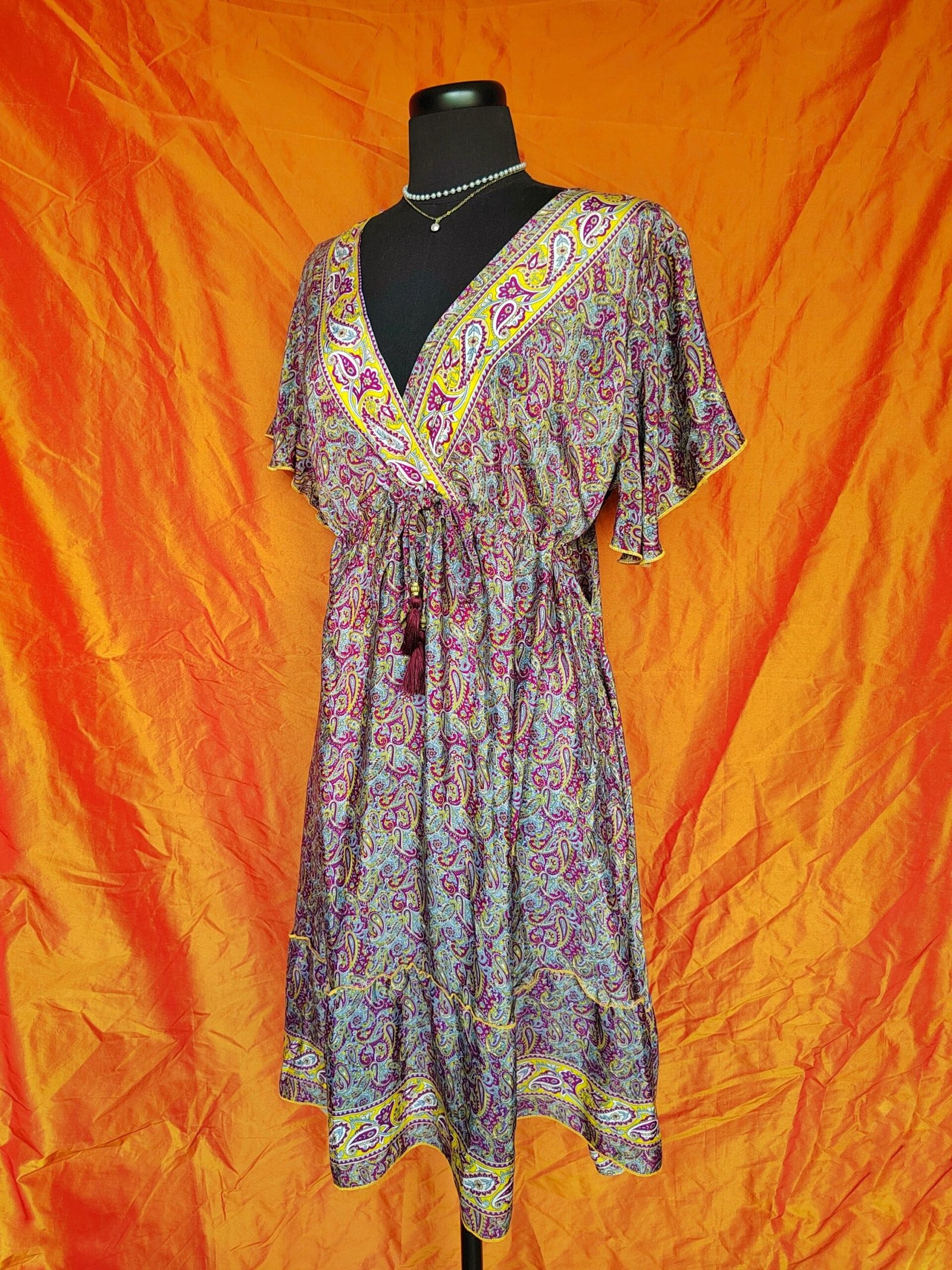 Robe mi-longue colorée évasée - T34/36/38