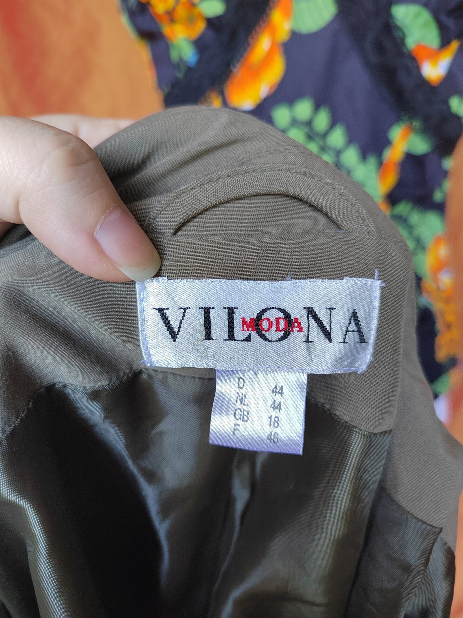 Veste sans-manches kaki upcyclée - T44/46 – Image 7