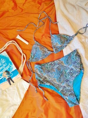 Maillot de bain bleu à motifs - T38