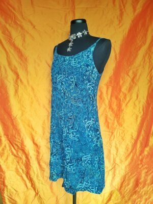 Robe bleue motif lézard - T38