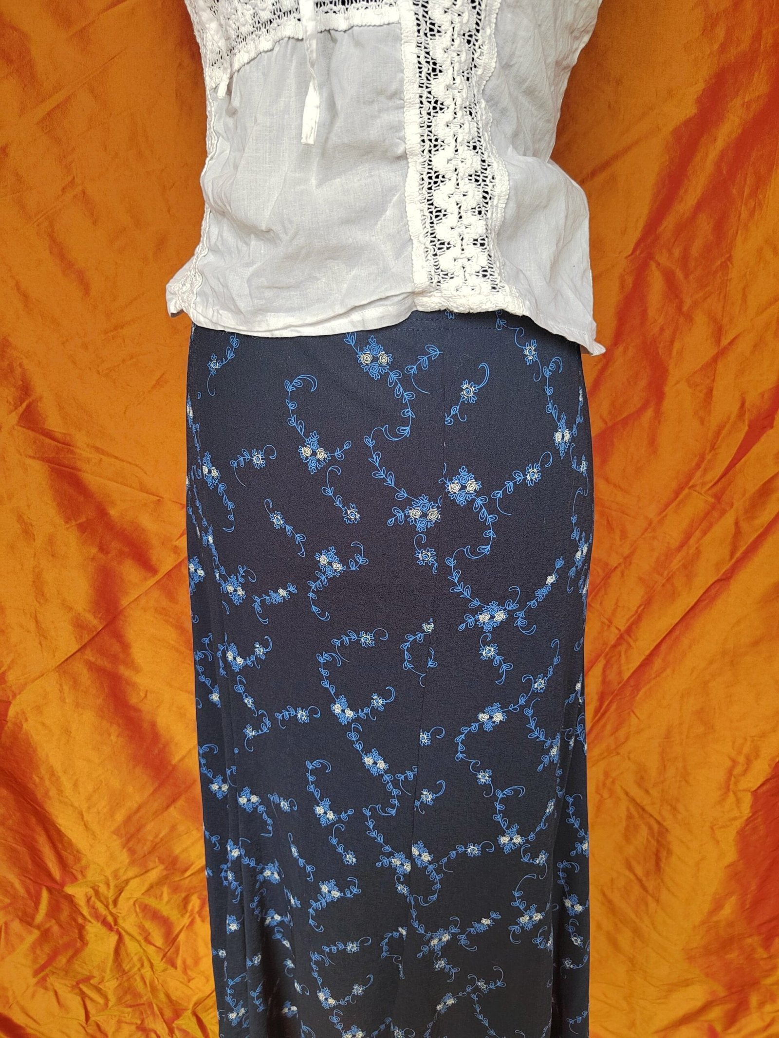 Jupe bleue fleurie - T56/58/60 – Image 8