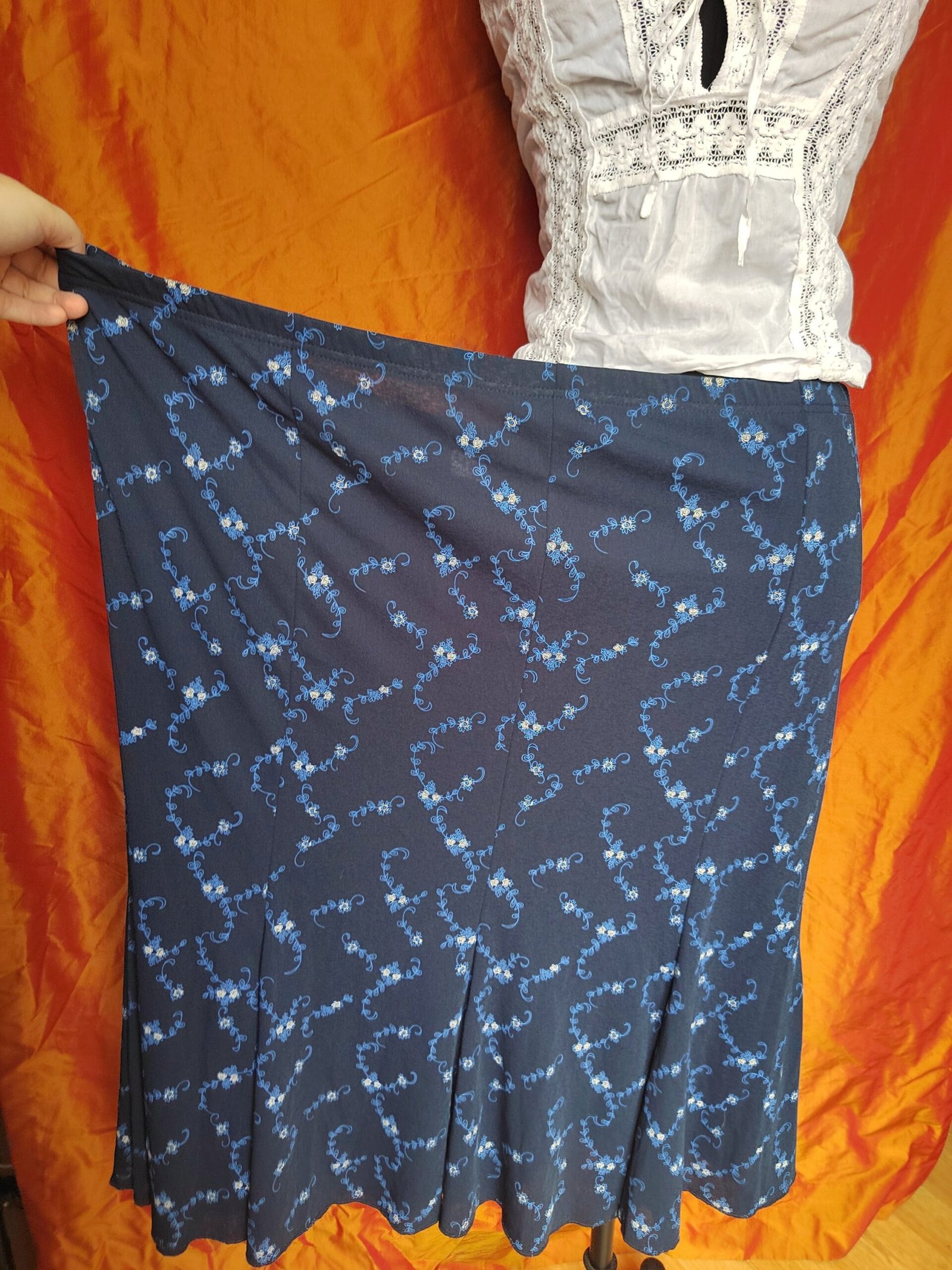 Jupe bleue fleurie - T56/58/60 – Image 6