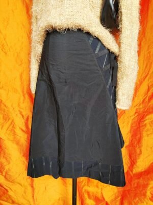 Jupe asymétrique noire - T42