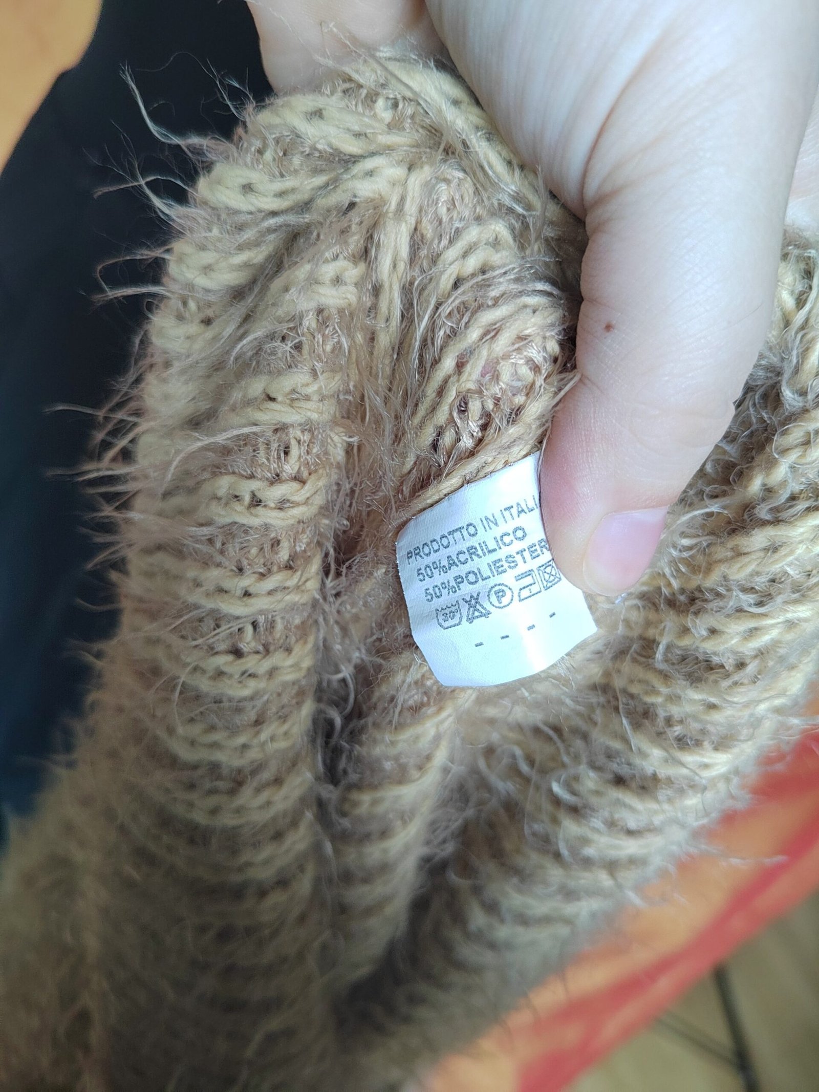 Pull fluffy camel - T36/38/40 – Image 2