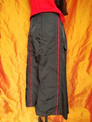Jupe longue noire et rouge - T46