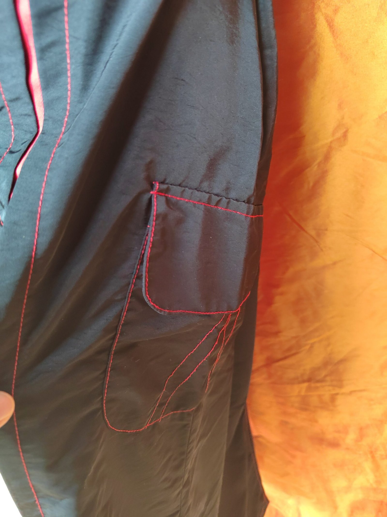 Jupe longue noire et rouge - T46 – Image 6