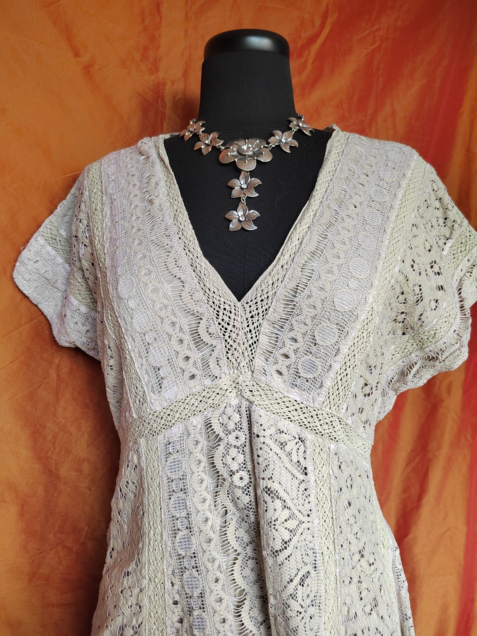 Robe dentelle beige - T38 – Image 6